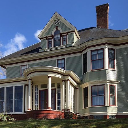 Guilford Bed And Breakfast Dış mekan fotoğraf