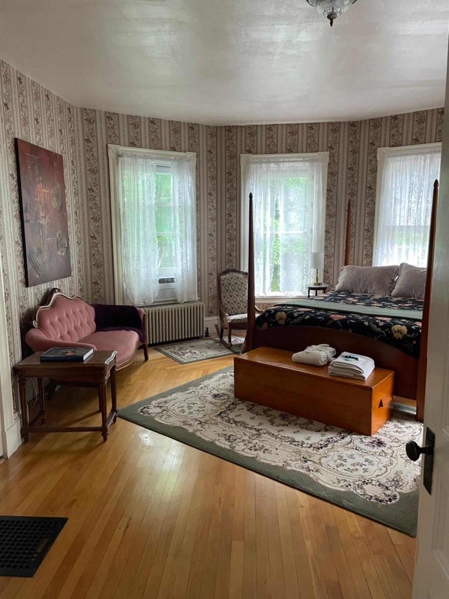 Guilford Bed And Breakfast Dış mekan fotoğraf